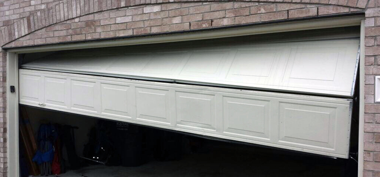 emergency door replacement Roseland