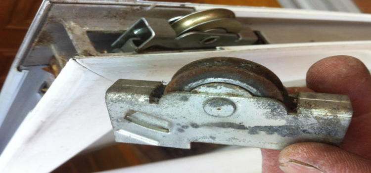 screen door roller repair in Roseland